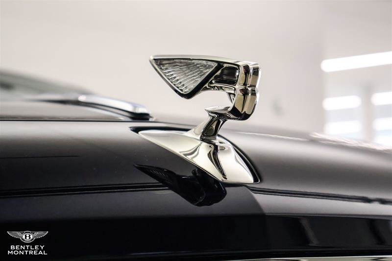Bentley Flying Spur V8 Mulliner 2025-25