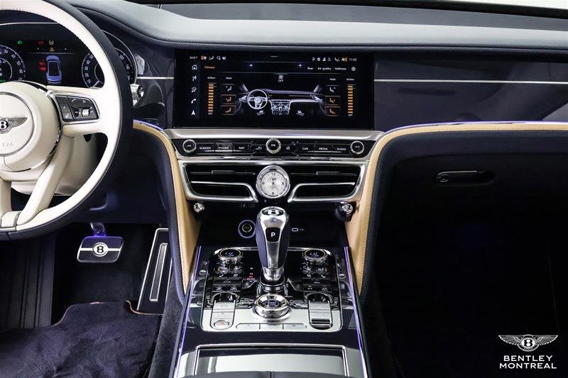 Bentley Flying Spur V8 Mulliner 2025-20