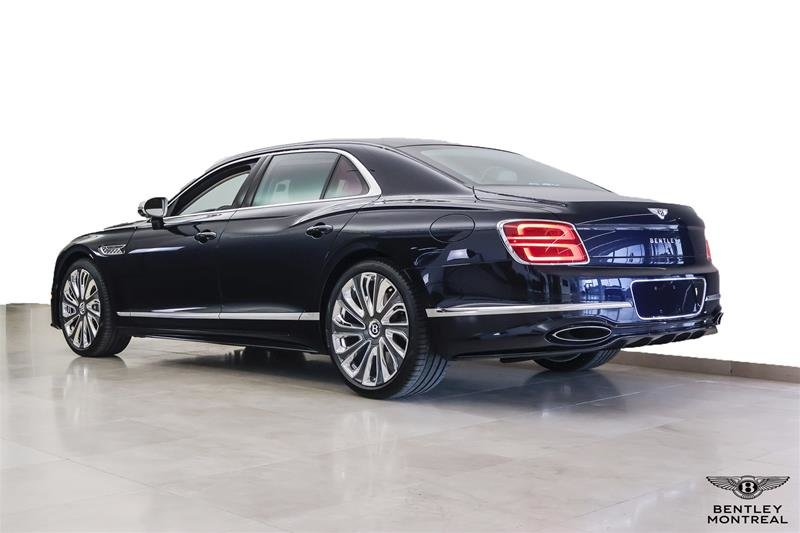 Bentley Flying Spur V8 Mulliner 2025-31