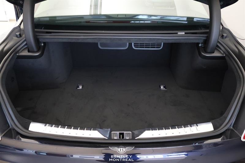 Bentley Flying Spur V8 Mulliner 2025-6