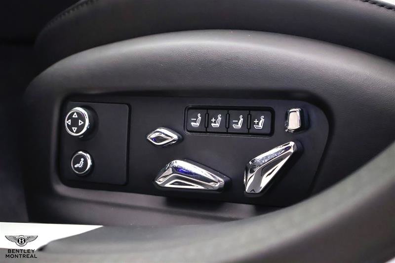 Bentley Flying Spur Azure 2026-19