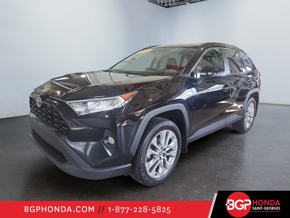 2021 Toyota RAV4 XLE in Saint-Georges, Quebec
