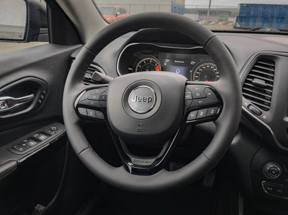 2023 Jeep Cherokee Altitude