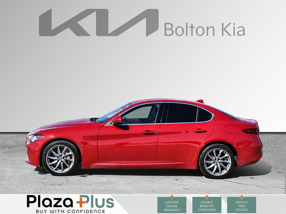 2017 Alfa Romeo Giulia Q4 Clean CarFax Report | All Wheel Drive | Certified |