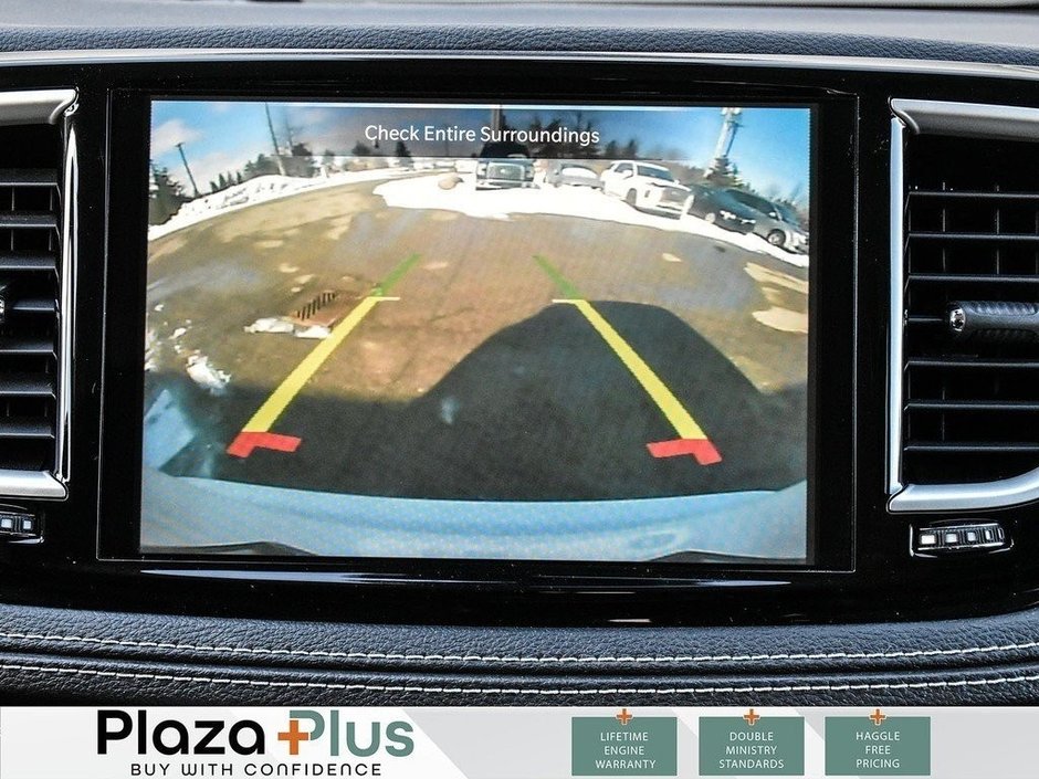 2022 Chrysler Pacifica Touring L-21