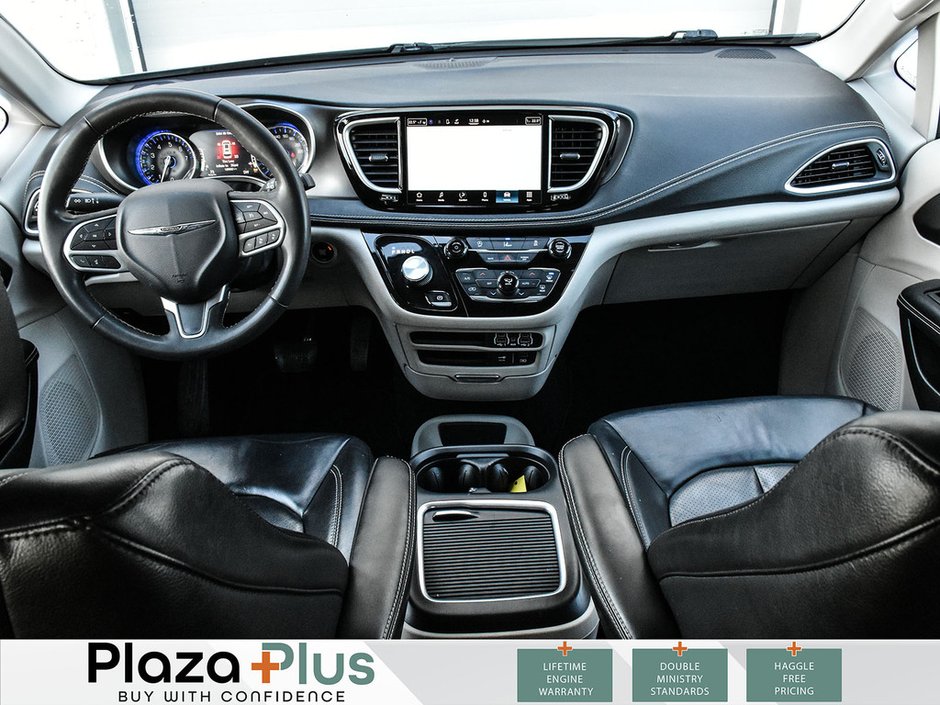 2022 Chrysler Pacifica Touring L-14