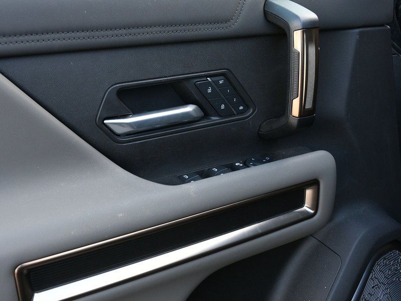 2025 GMC HUMMER EV Pickup 3X CLEAN CARFAX | 3X | LIKE NEW | CERTIFIED |