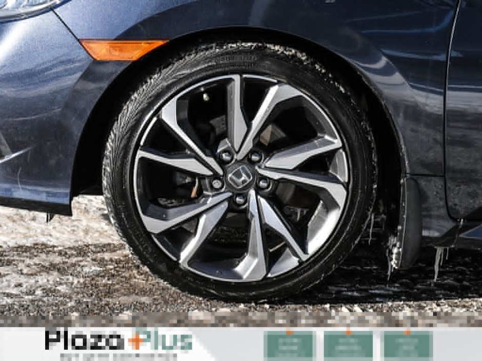 2020 Honda Civic Sedan Touring Clean CarFax Report | Leather | 2 Sets of Tires |
