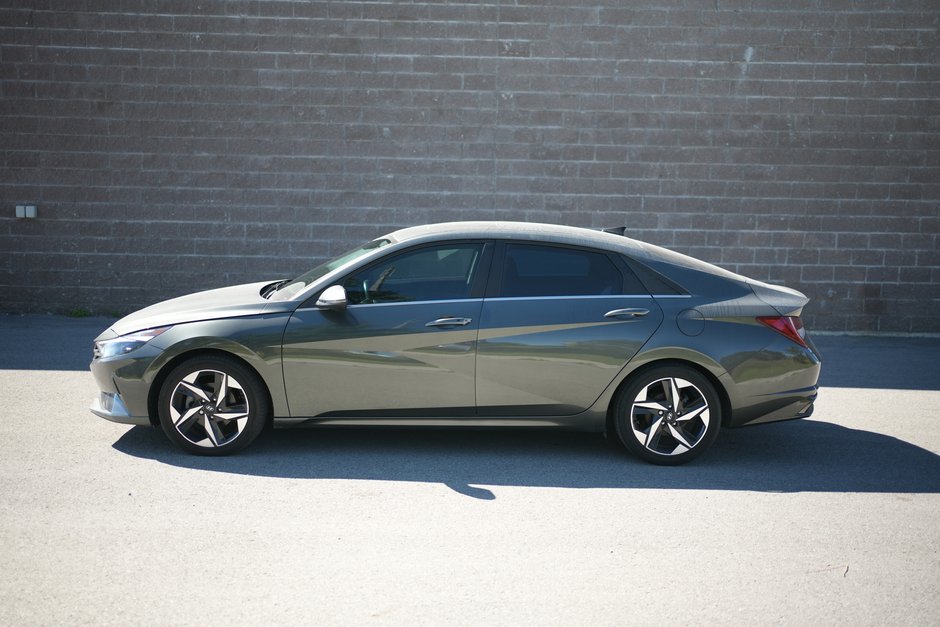 2023 Hyundai ELANTRA LUXURY HYBRID LEATHER/REMOTE START/HEATED SEATS