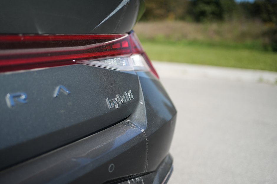 2023 Hyundai ELANTRA LUXURY HYBRID LEATHER/REMOTE START/HEATED SEATS