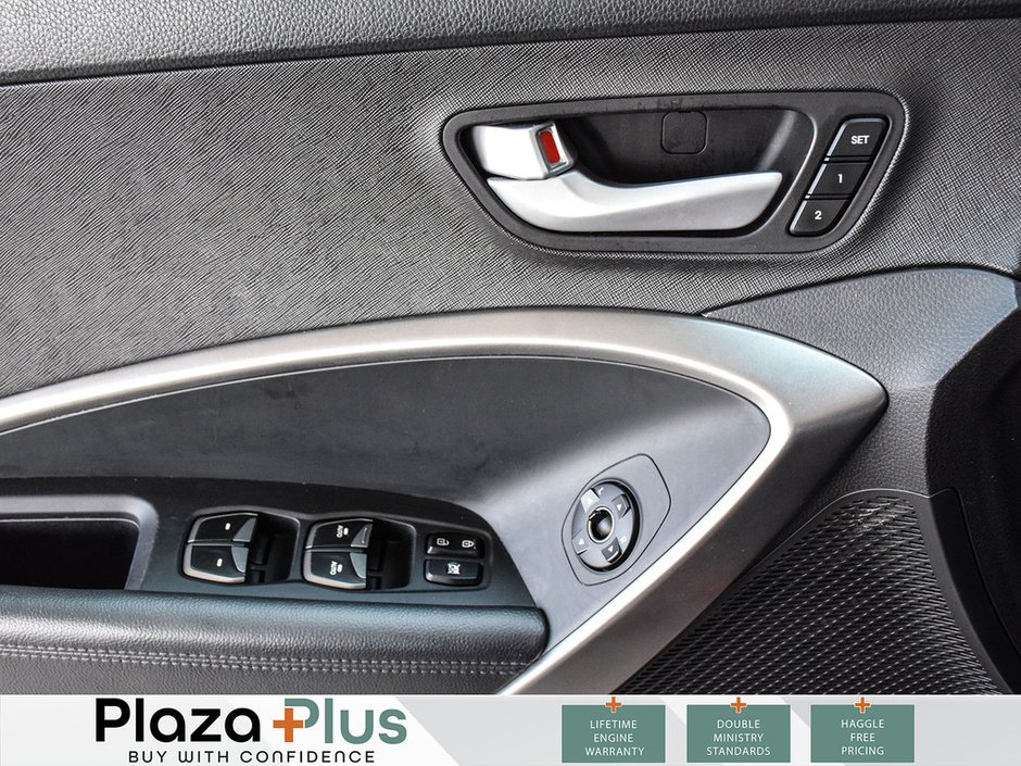 2015 Hyundai Santa Fe XL Luxury-9