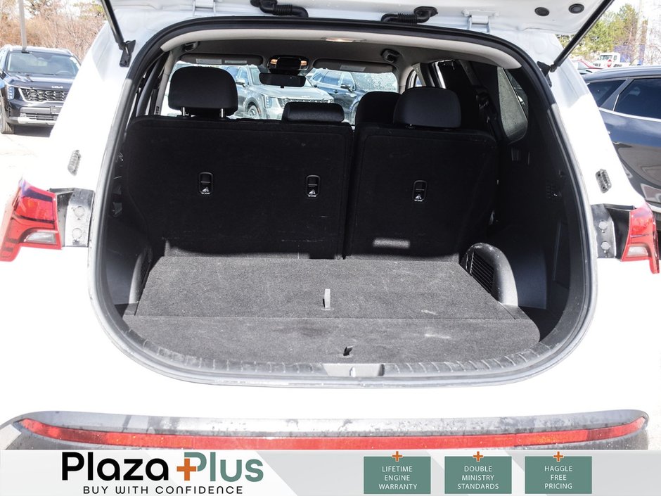 2023 Hyundai Santa Fe Preferred Clean CarFax Report | All Wheel Drive | Certified | Previous Daily Rental |