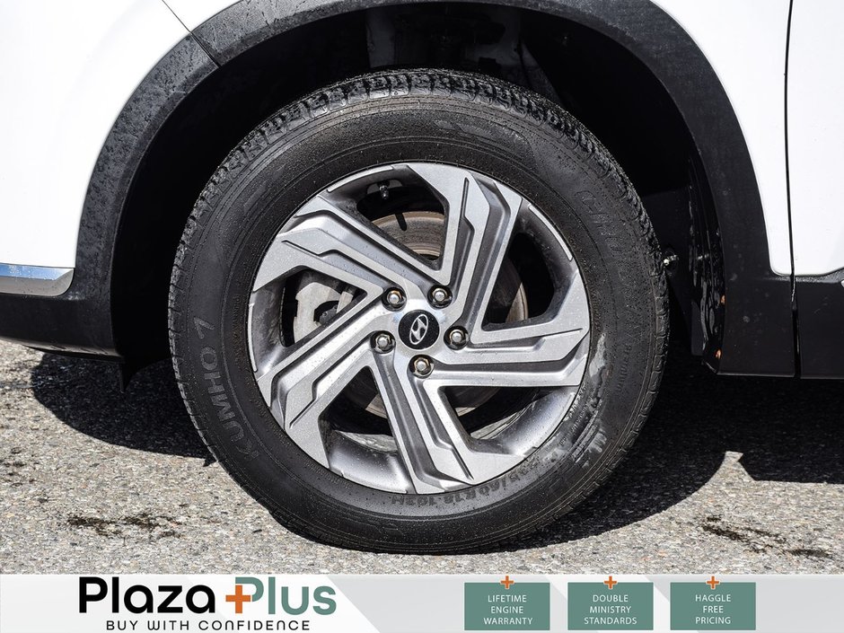 2023 Hyundai Santa Fe Preferred Clean CarFax Report | All Wheel Drive | Certified | Previous Daily Rental |