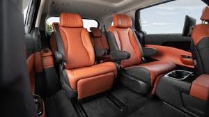 2024 Kia Carnival SX 1 Owner | Clean CarFax Report | Certified | Loaded |