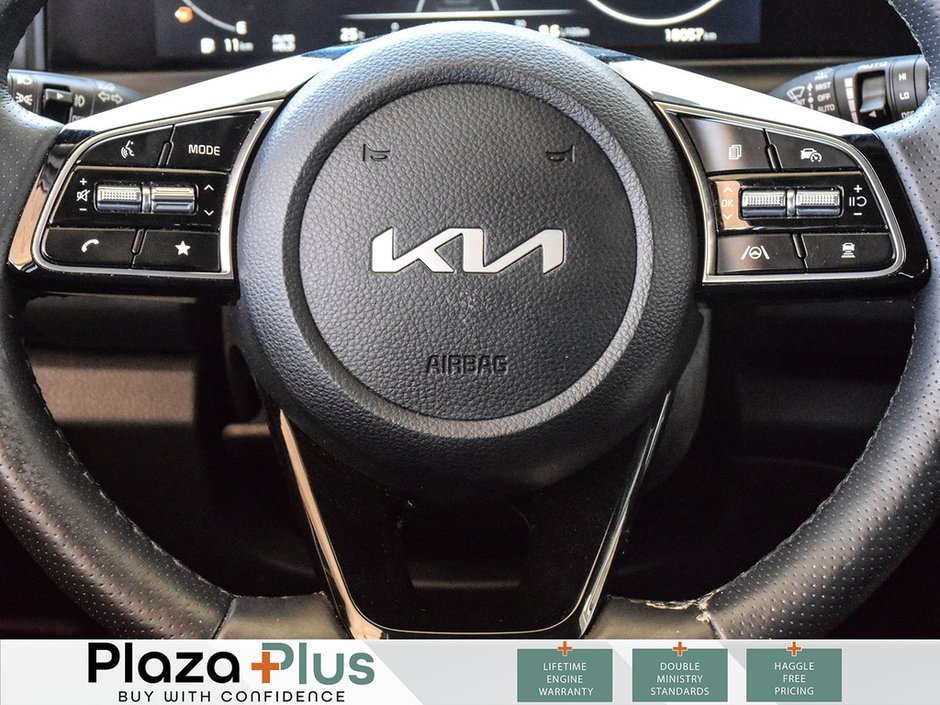 2025 Kia Seltos  SX LEATHER SEATS LANE ASSIST