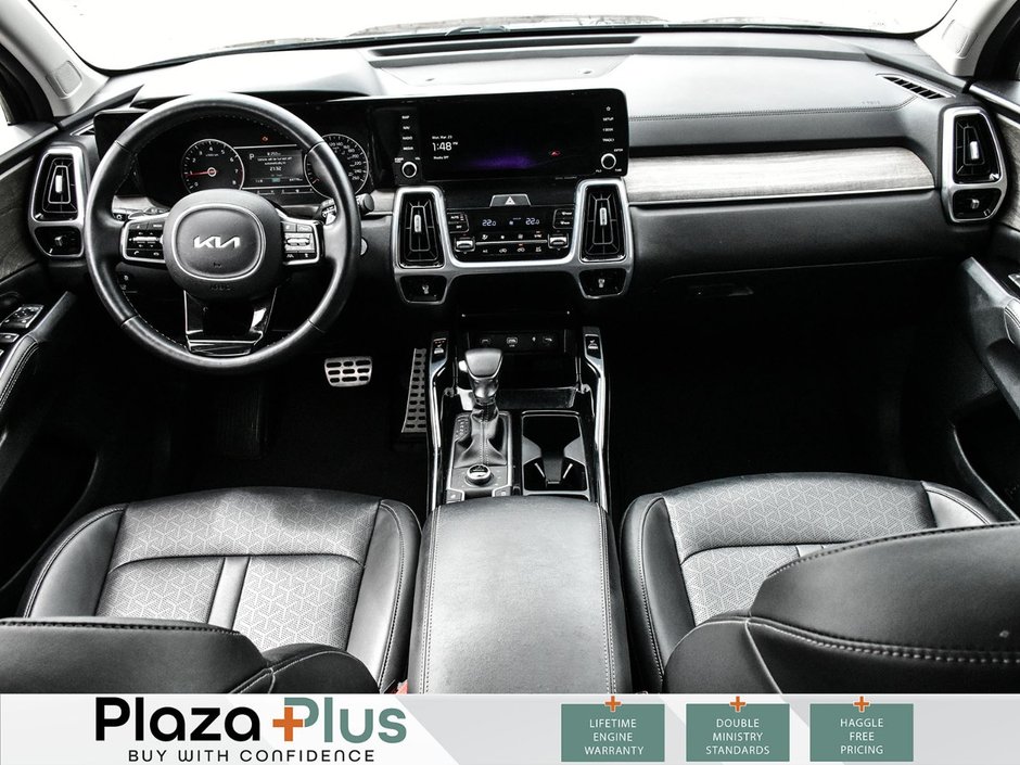 2022 Kia Sorento EX 3RD Row Seating | Loaded | Summer AND Winter Tires