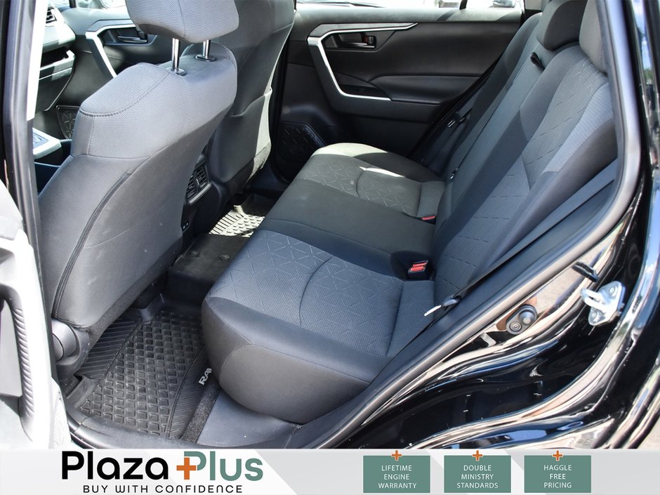 2022 Toyota RAV4 LE 1 Owner | All Wheel Drive | Certified |