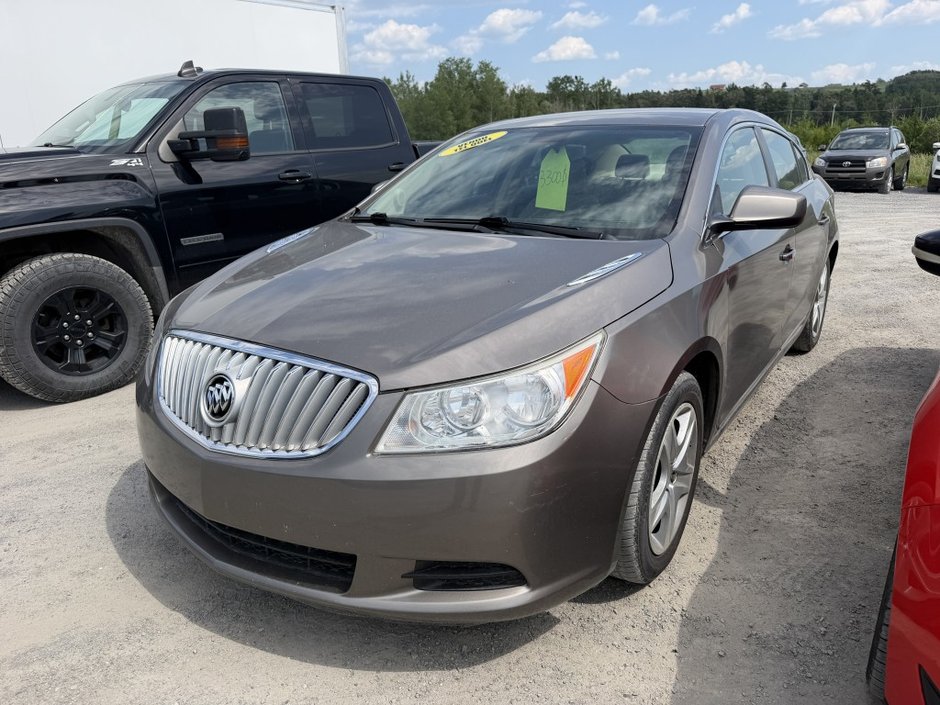 2010 Buick Lacrosse CX in Rimouski, Quebec - w940px