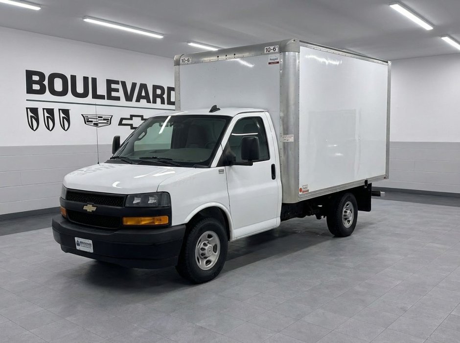 Chevrolet EXPRESS CUBE V6 4,3L 2022 à Rimouski, Québec - w940px