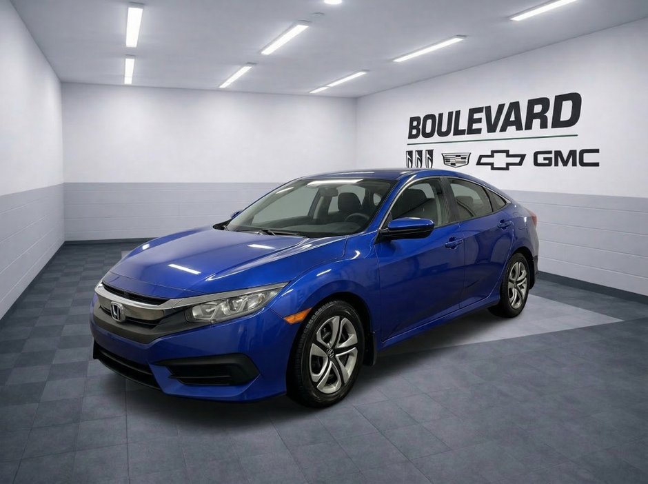 2017 Honda CIVIC LX in Rimouski, Quebec - w940px