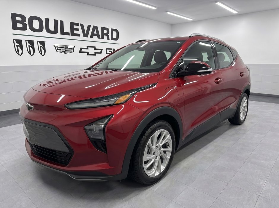 2023 Chevrolet BOLT EUV LT in Rimouski, Quebec - w940px