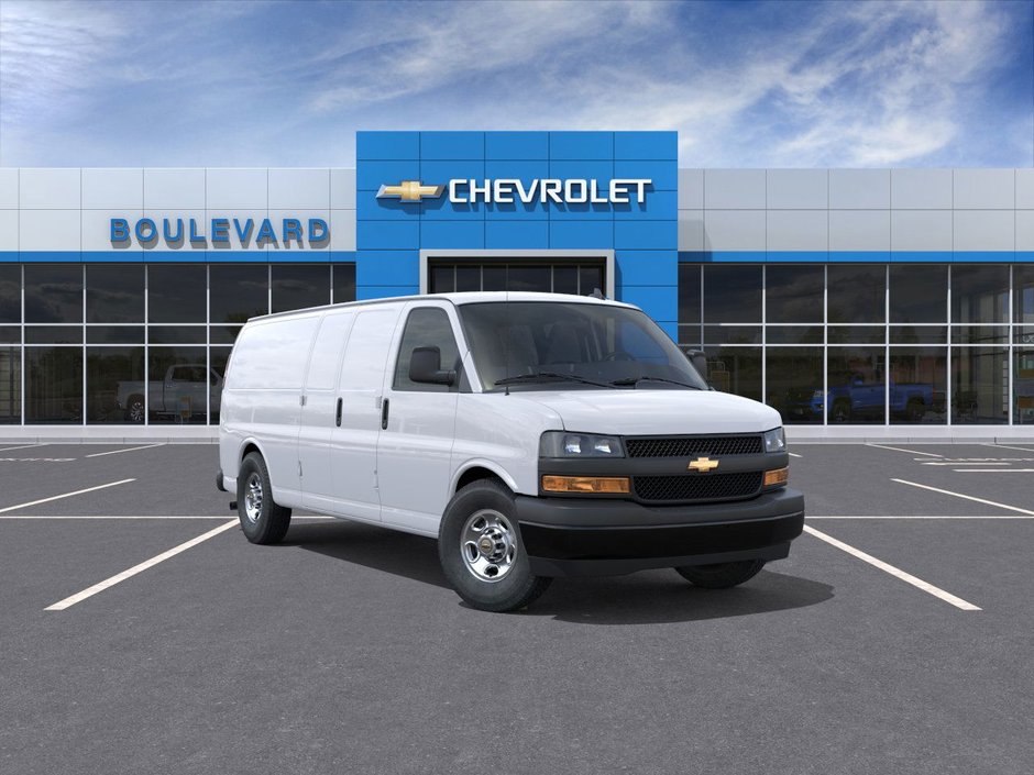 2025 Chevrolet Express Cargo 2500 in Rimouski, Quebec - w940px