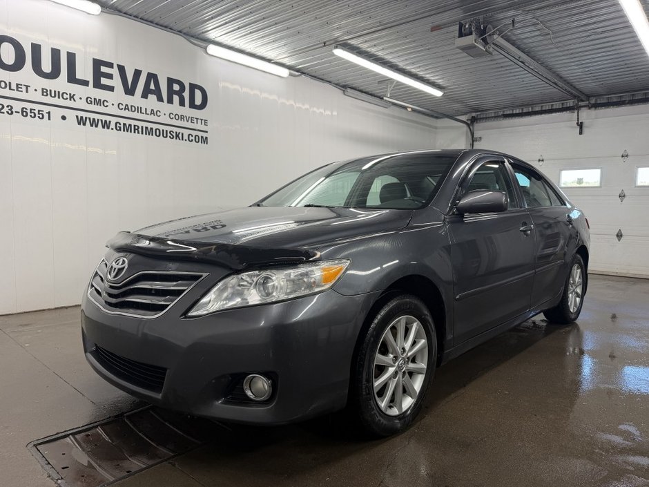 Toyota CAMRY XLE AIR CLIM, MAGS D'HIVER, DEMARREUR 2010 à Rimouski, Québec - w940px