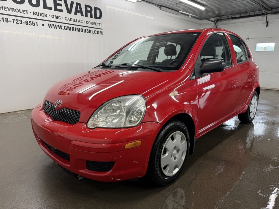 Toyota ECHO LE 2005 à Rimouski, Québec - w940px