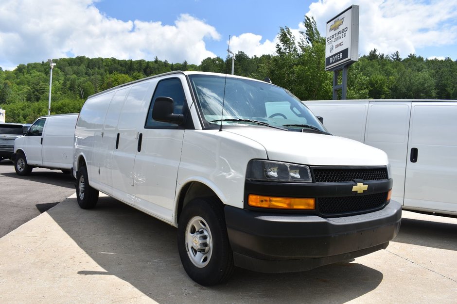 2021 Chevrolet Express Cargo Van in Bancroft, Ontario - 1 - w320h240px
