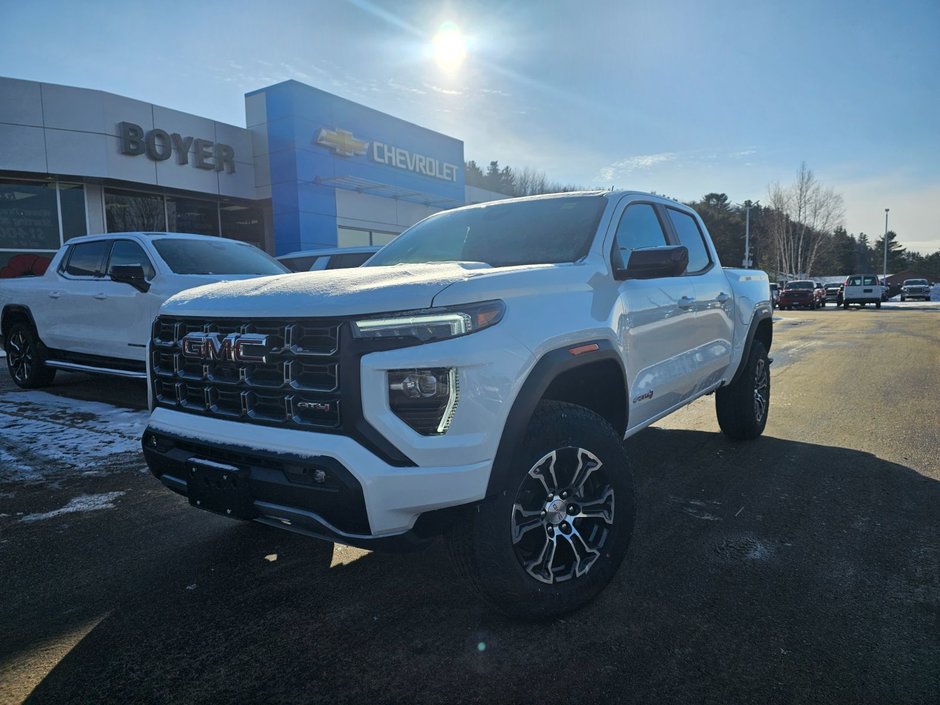 2024 GMC Canyon in Pickering, Ontario - w940px