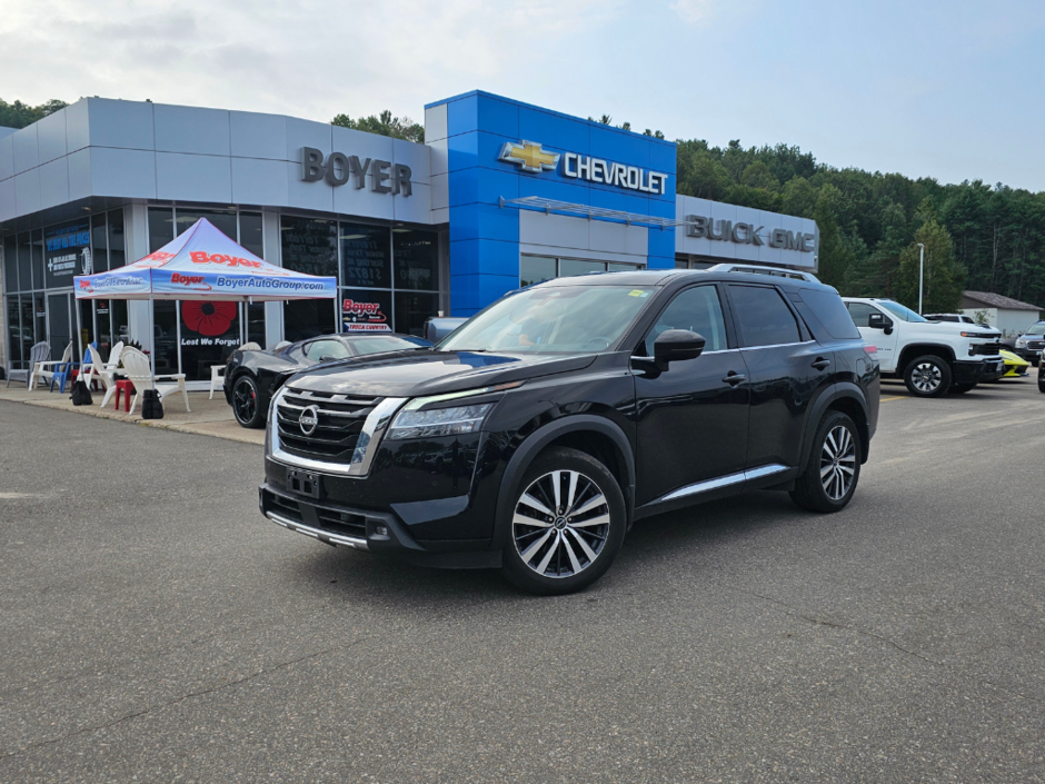 2022 Nissan Pathfinder in Pickering, Ontario - w940px