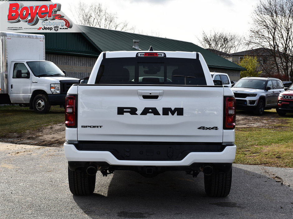 2025 Ram 1500 SPORT