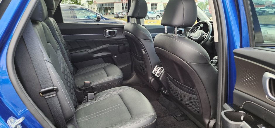 Kia sorento car top seats