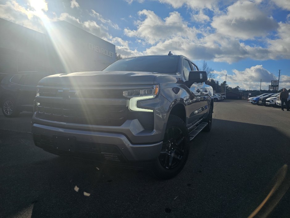 2025 Chevrolet Silverado 1500 in Pickering, Ontario - w940px