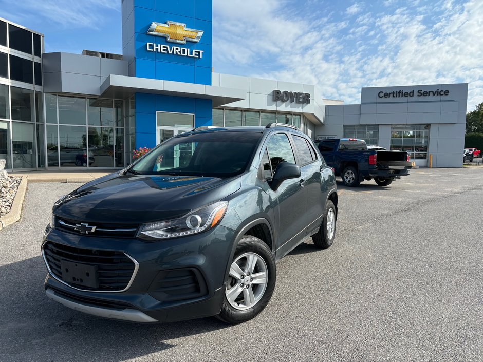 2022 Chevrolet Trax in Lindsay, Ontario - 1 - w320h240px