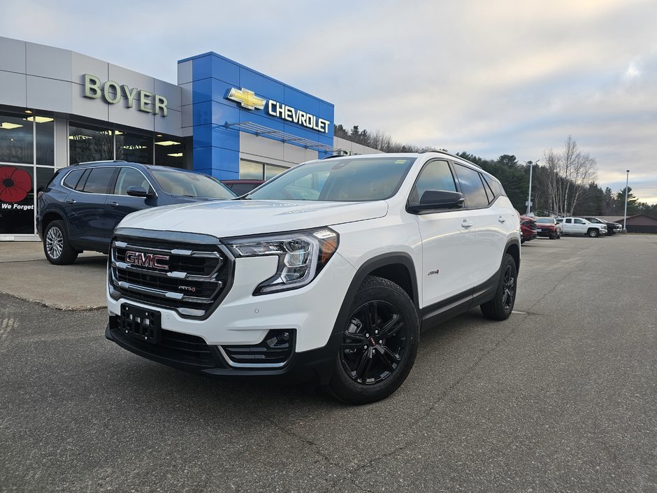 2024 GMC Terrain in Pickering, Ontario - w940px