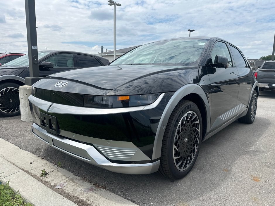 2024 Hyundai Ioniq 5 in Pickering, Ontario - w940px