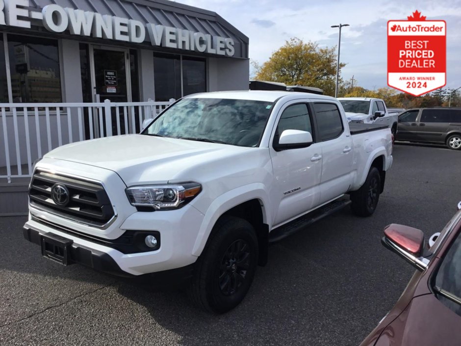 2022 Toyota Tacoma in Pickering, Ontario - w940px