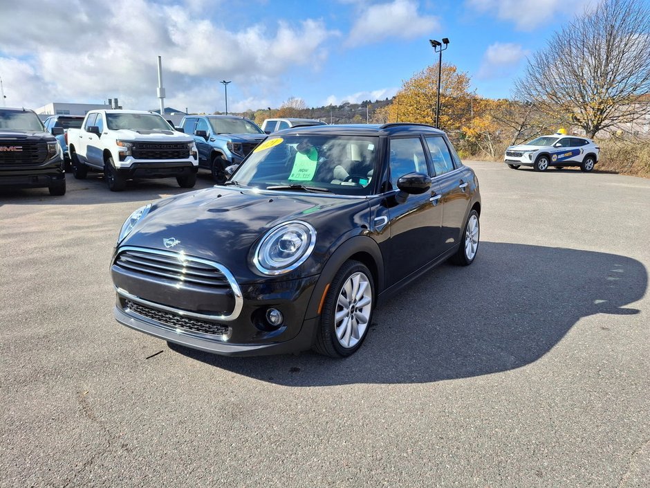 2021 MINI 5 Door Cooper in Saint John, New Brunswick - w940px