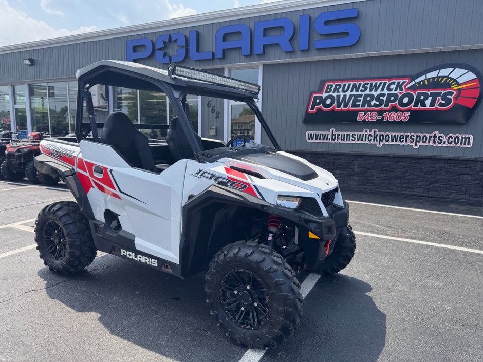 2017 Polaris GENERAL 1000 EPS SPORT WHITE