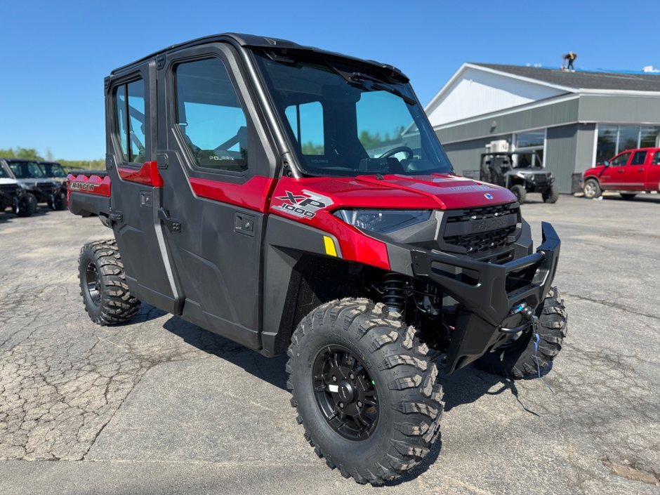 Polaris Ranger 1000 XP Crew NORTHSTAR ULTIMATE SUNSET RED 2025