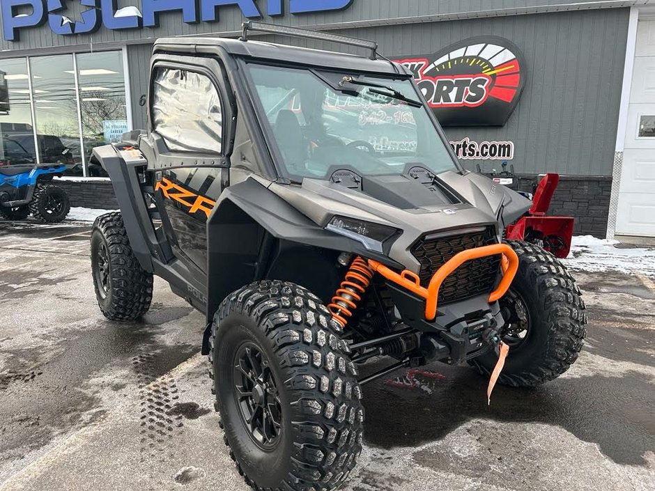 Polaris RZR 1000 XP ULTIMATE BLACK & ORANGE 2024