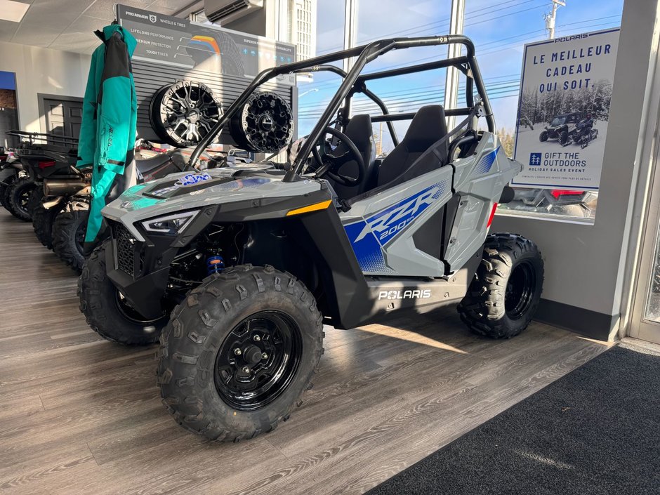 2025 Polaris RZR 200 EFI GHIST GRAY