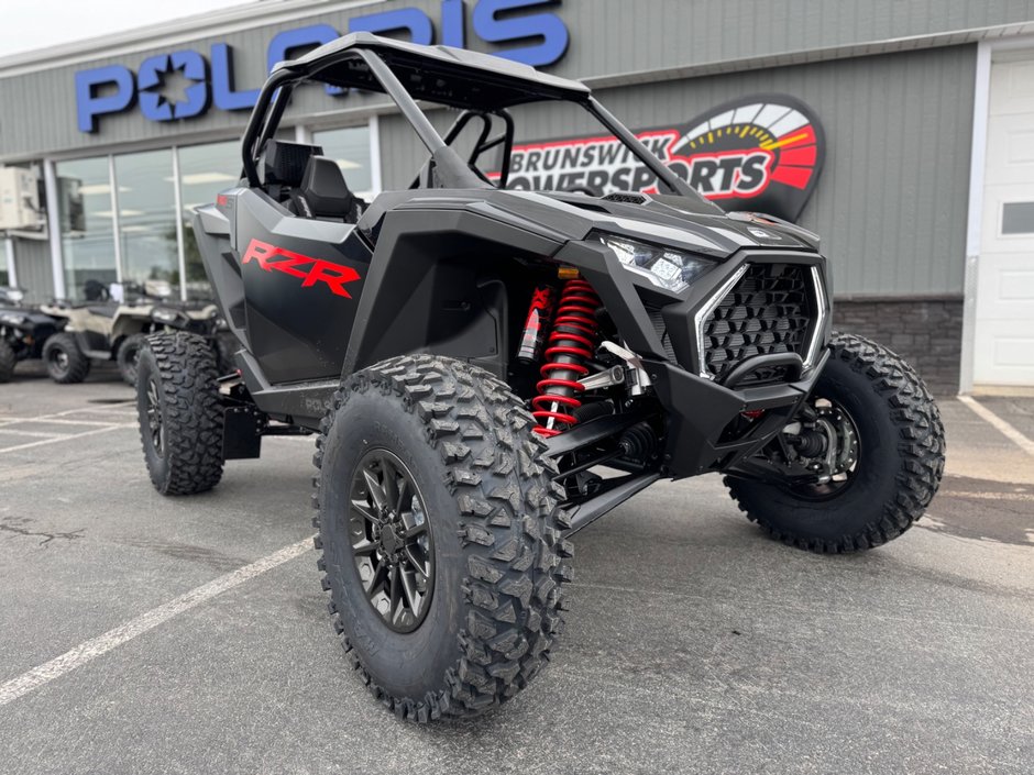 Polaris RZR Pro S ULTIMATE ONYX BLACK 2025