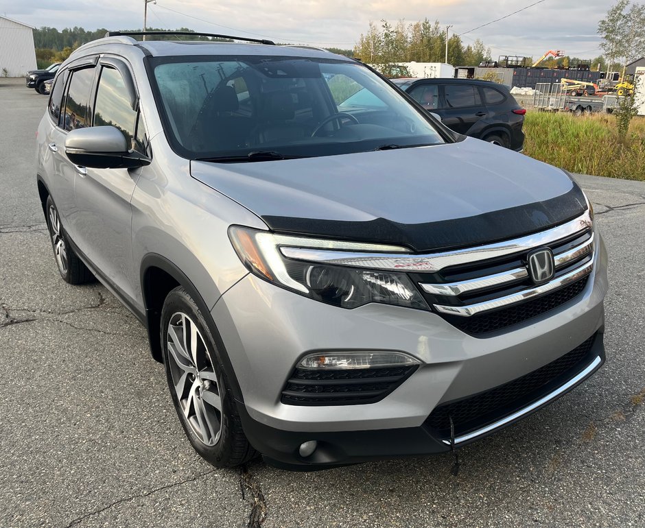 2016  Pilot Touring in Amos, Quebec