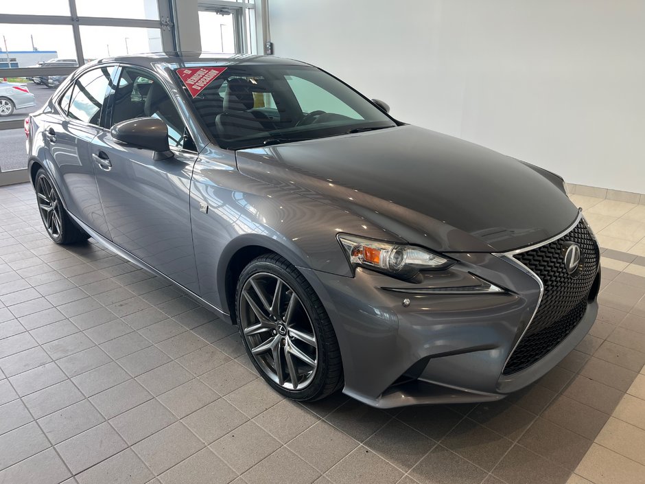 Lexus IS 250 F sport 2014 à Amos, Québec