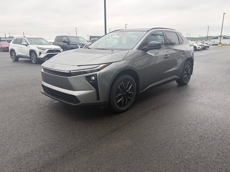 2026 Toyota BZ XLE AWD in Amos, Quebec