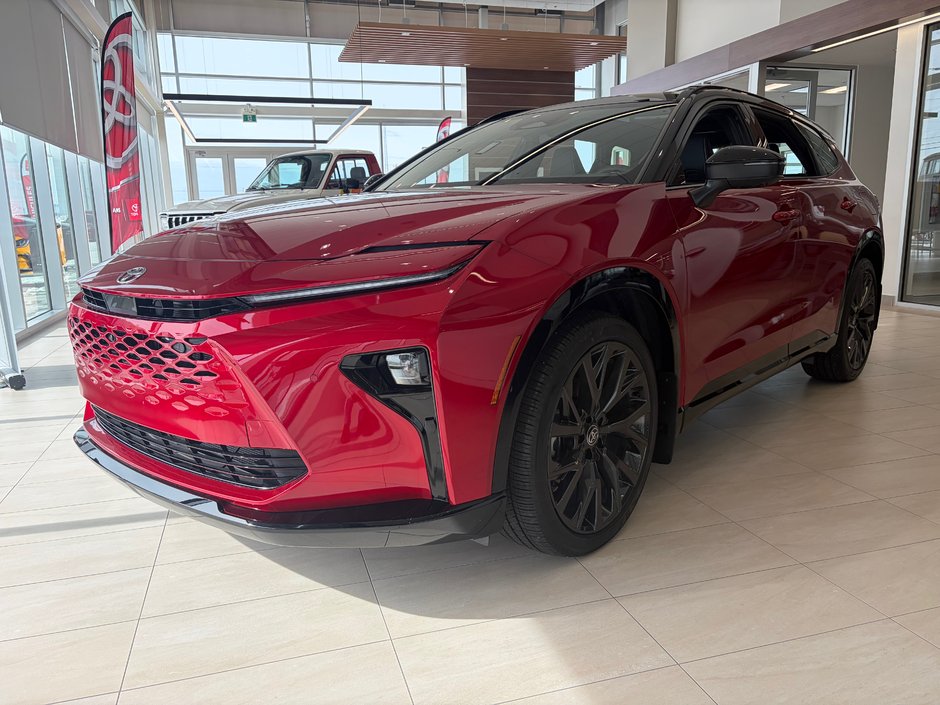 Toyota Crown Signia Limited 2025 à Amos, Québec