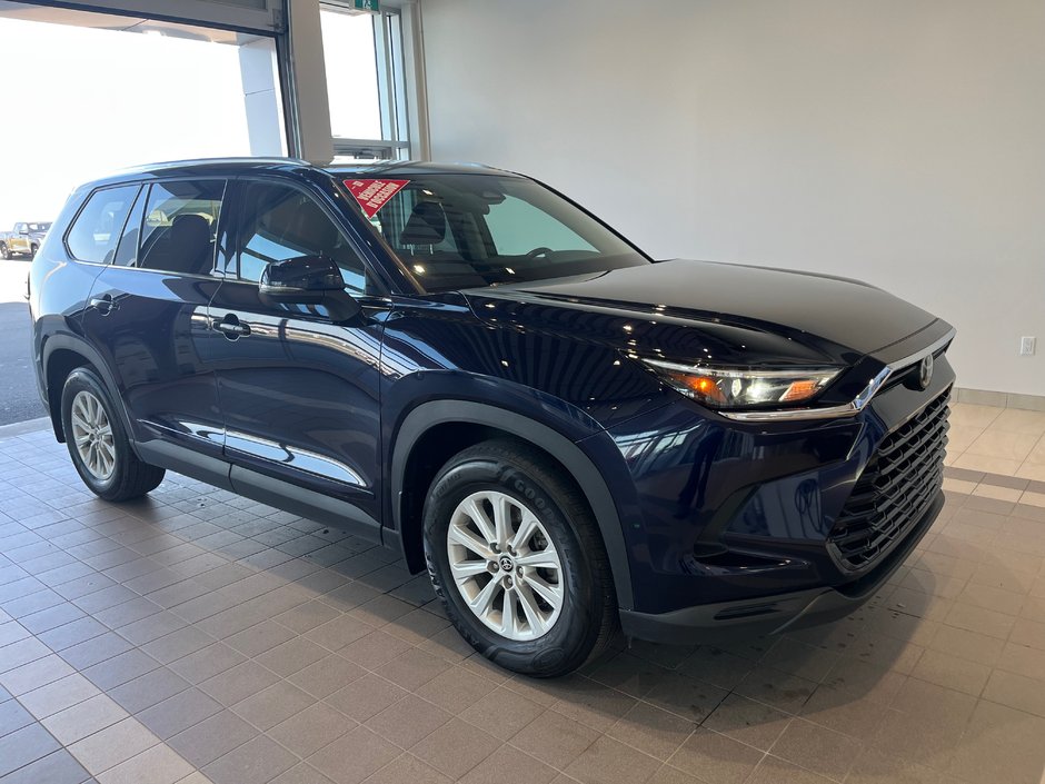 Toyota Grand Highlander XLE 2024 à Amos, Québec