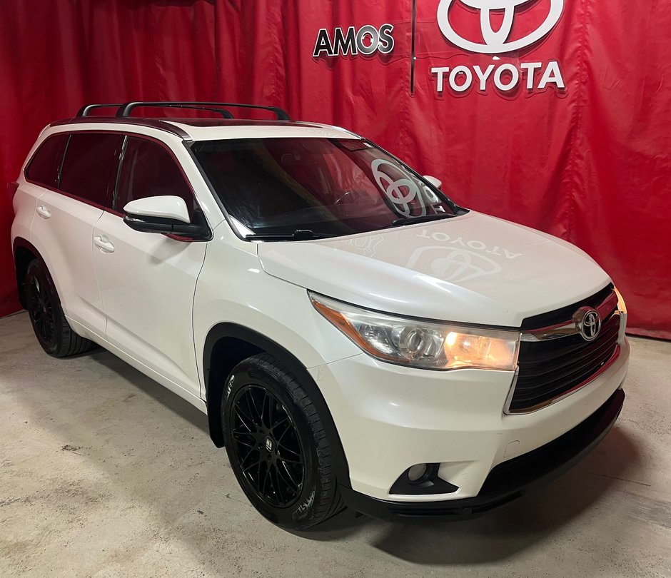 2016  Highlander in Amos, Quebec